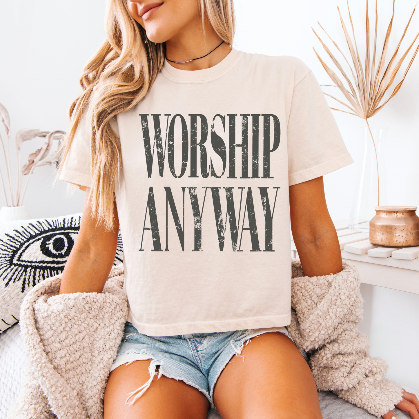 Worship Anyway Cropped tee