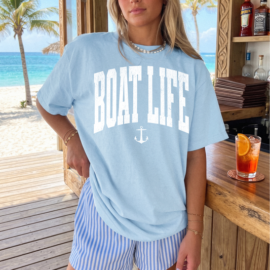 Boat life tee