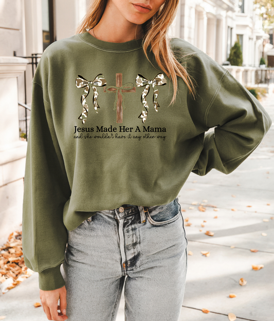 Army Mom crewneck