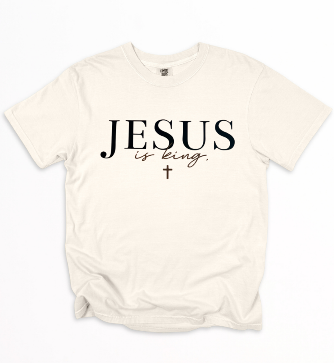 Jesus is king tee