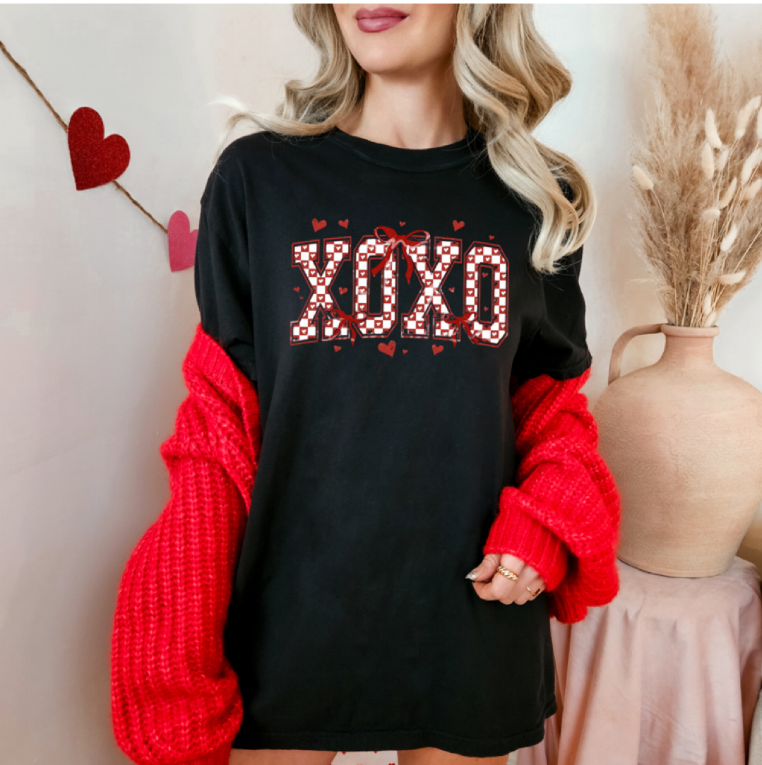 XOXO tee